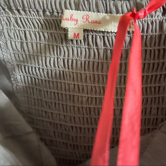 Strapless tube top dress size medium - Picture 2 of 3